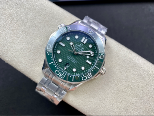 1:1 super clone OMEGA Seamaster Diver 300M 42mm Green Dial - Image 6