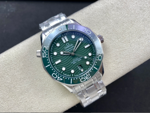 1:1 super clone OMEGA Seamaster Diver 300M 42mm Green Dial - Image 5