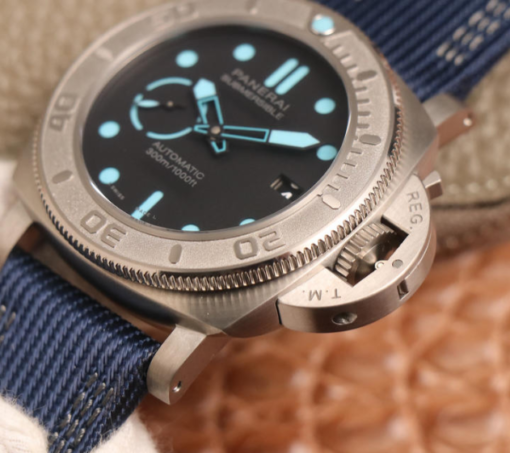 Panerai Luminor Submersible PAM 00984 – 1:1 Superclone - Image 2