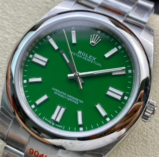 Rolex Oyster Perpetual 41 Ref: 124300 - Image 6