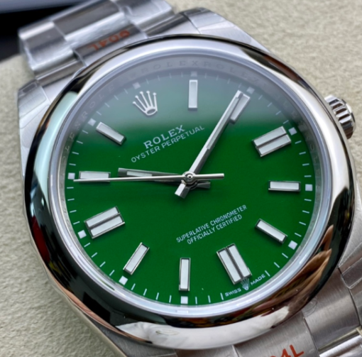 Rolex Oyster Perpetual 41 Ref: 124300 - Image 5